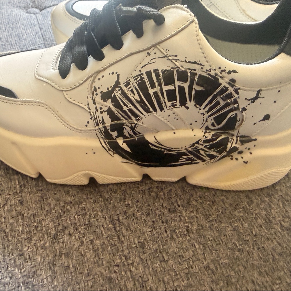 Nordstrom White and Black Sneakers